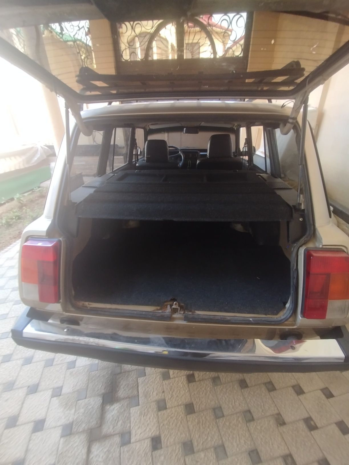 Vaz 2104 injektor 1.6 L motor Gidravlika 2012
2012 yil ohrgi chikkanla