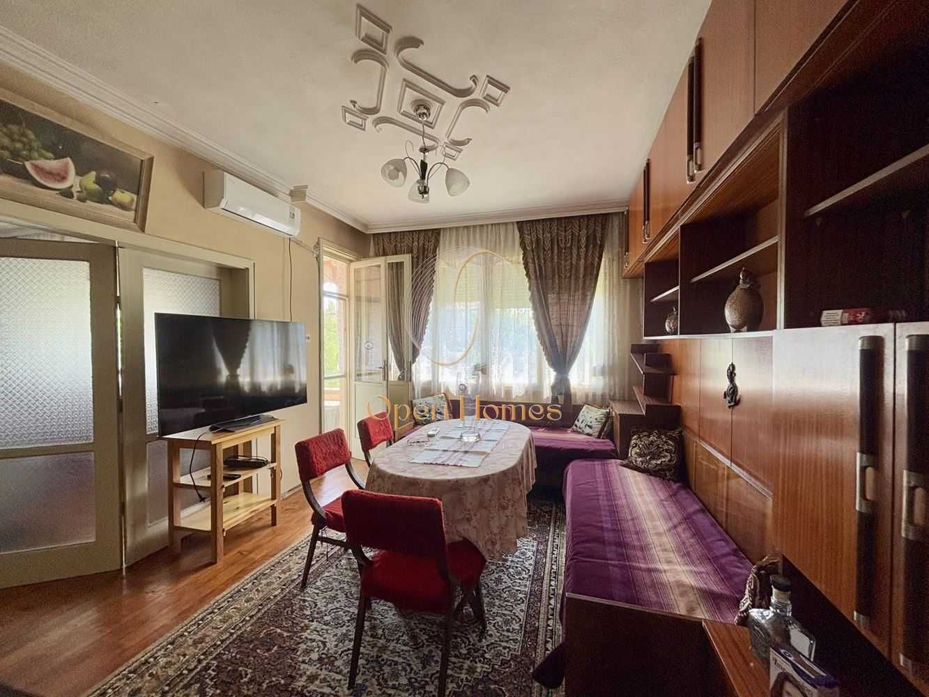Многофамилна къща в гр. Стамболийски,