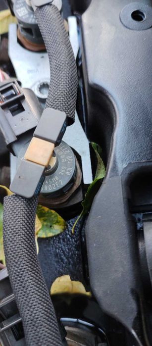 Дюзи VW Passat 7 kombi 2.0TDI - 03L 130 277J