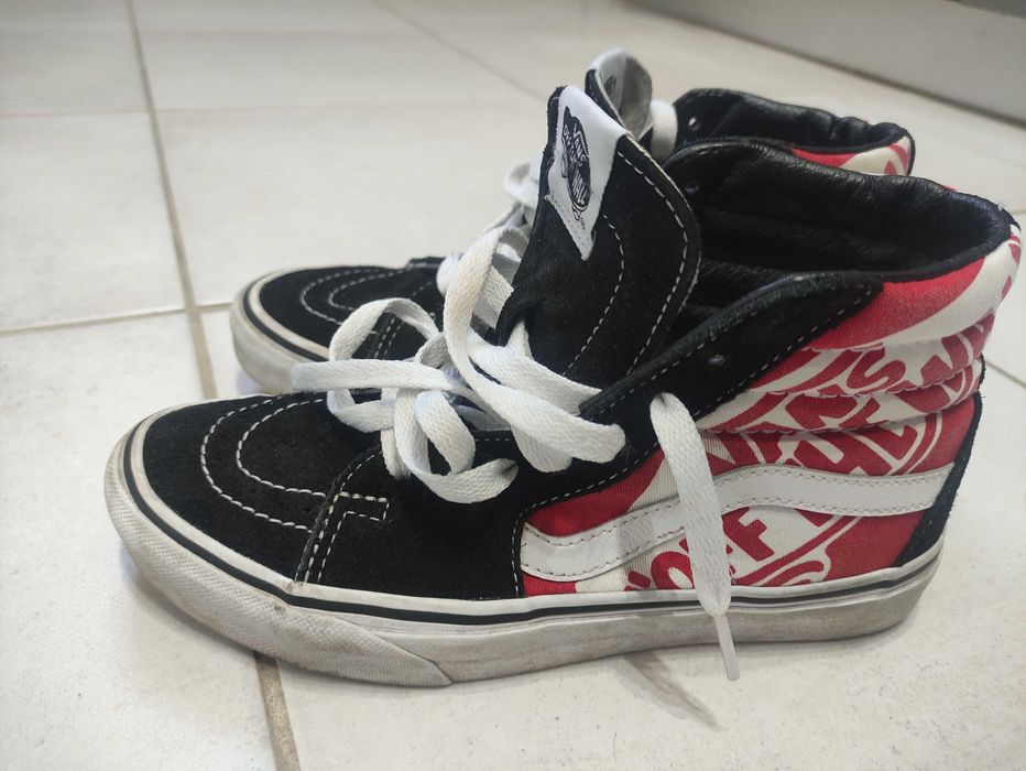 Pantofi sport Vans ghete incaltari adidasi marime nr 35 negri rosii