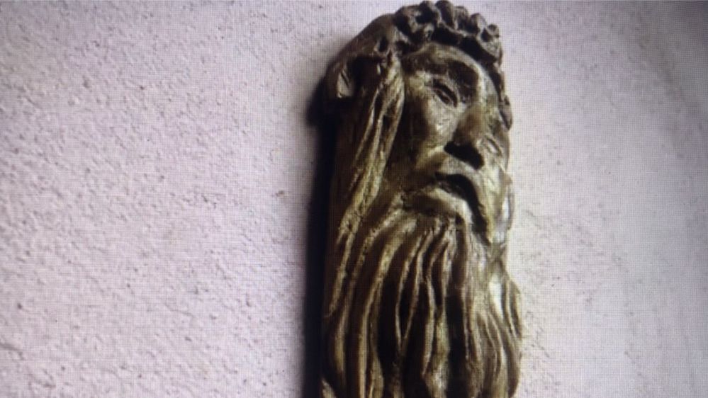 sculptura veche in lemn Isus