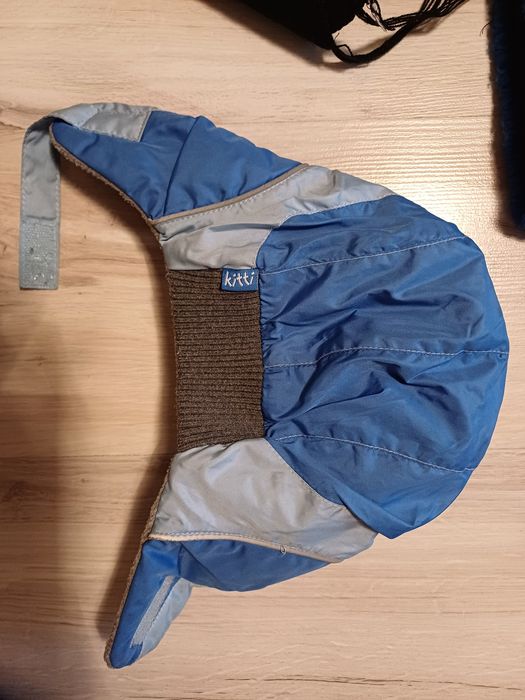 Комплект 3 шапки, ръкавици и шал за 5 лева