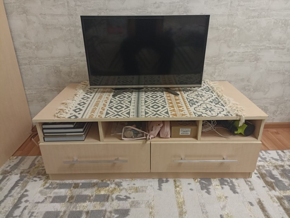 Тумба в хорошем состоянии + шкаф