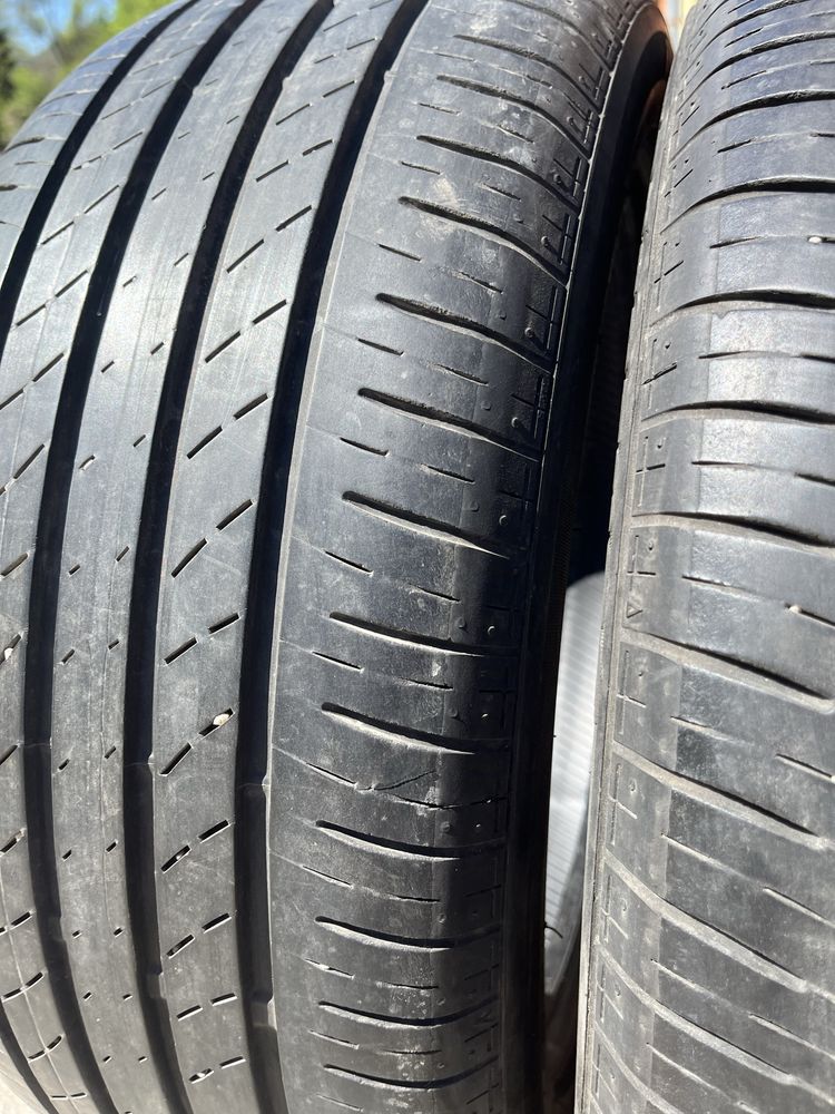 2 бр. летни гуми 215/50/17 Bridgestone DOT 0818 5,5 mm