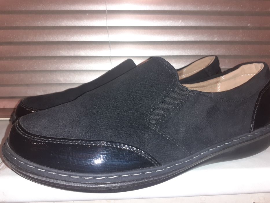 Продам женские туфли 40-го размера