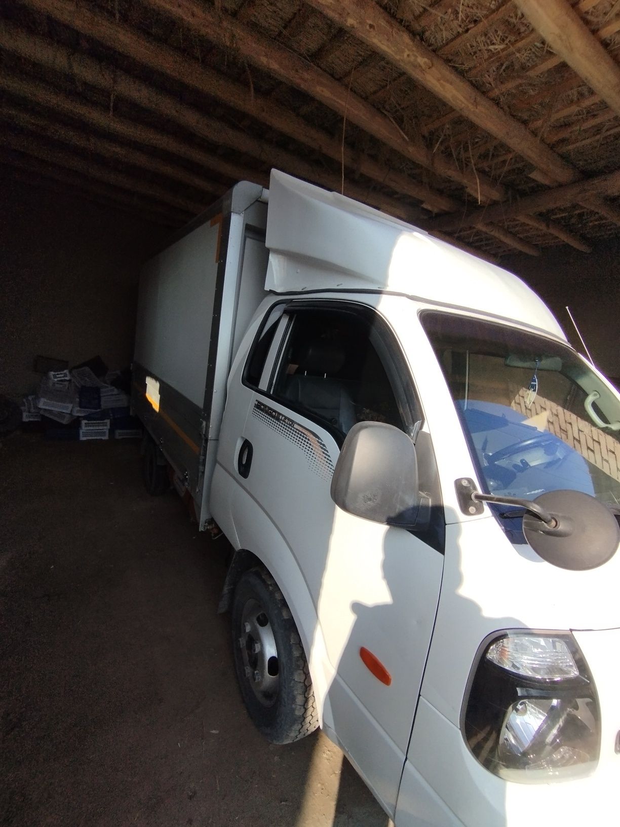 Kia bondo sotlad yil2013