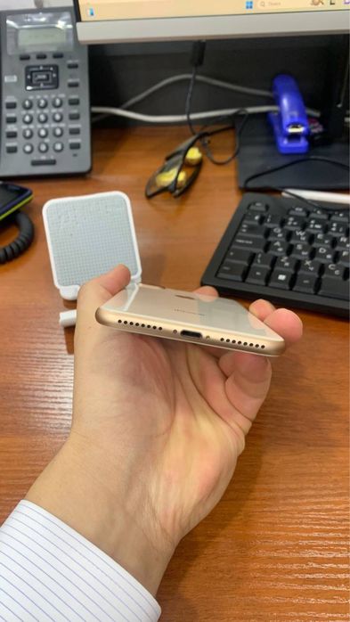 Iphone 8plus  ёмкость 76%, Память 256гб