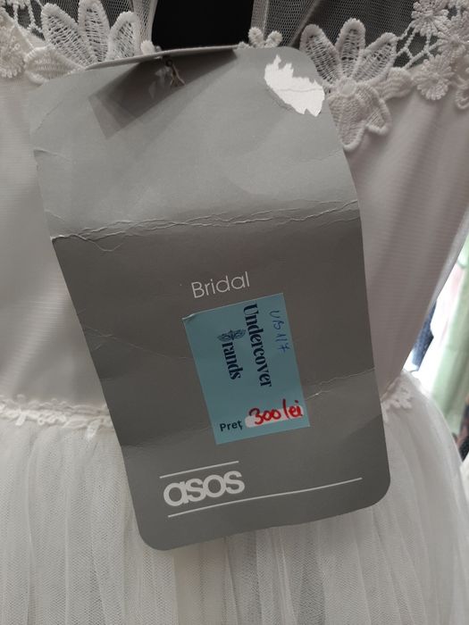Rochie de mireasa NOUA Asos 44