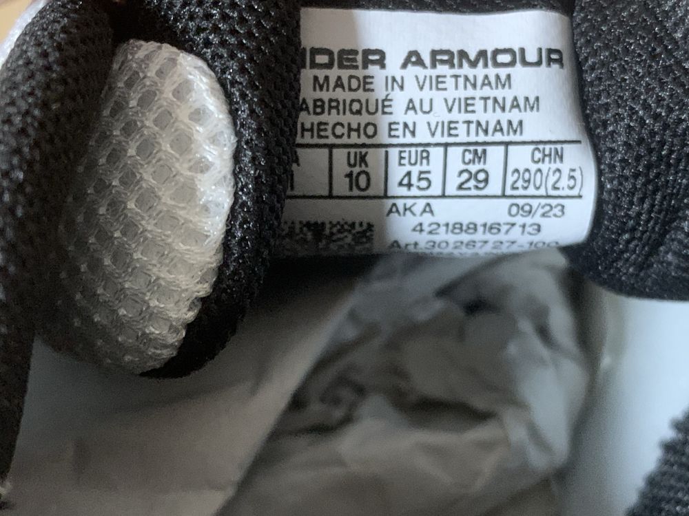 Маратонли Under armour 44,5