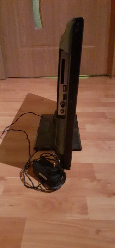 Vand televizor/monitor orion led 24"