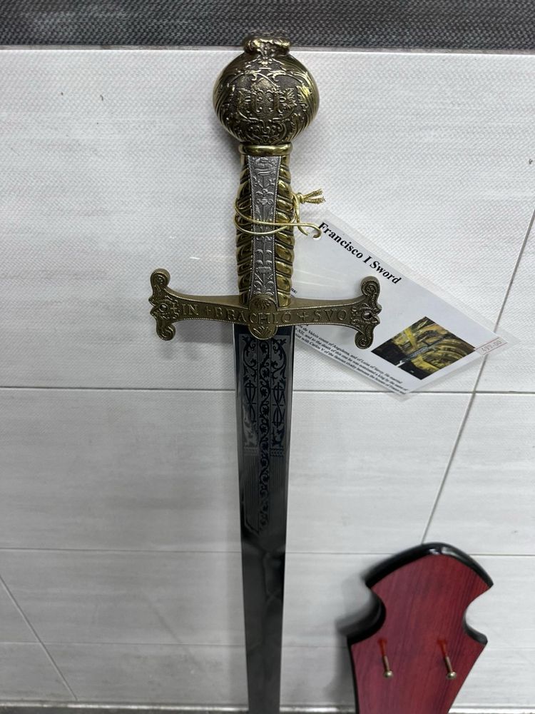 Мечове Carlos V, Avalon, Francisco,Colada
