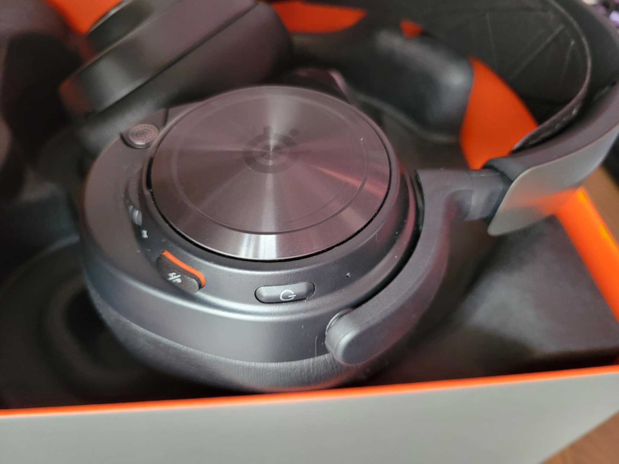 геймърски слушалки SteelSeries Arctis Nova Pro Wireless