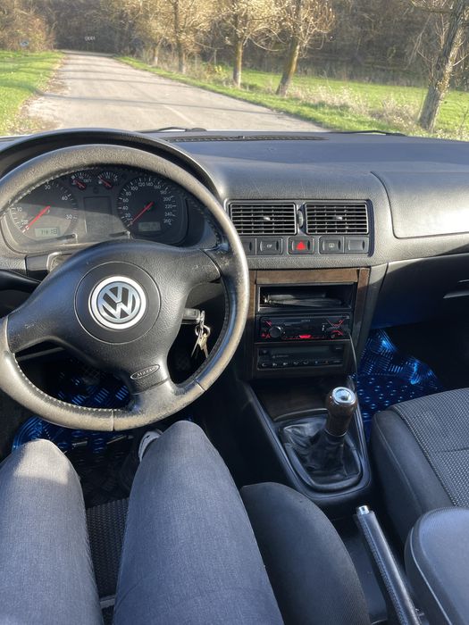 Vând Golf 4 1.9 TDI