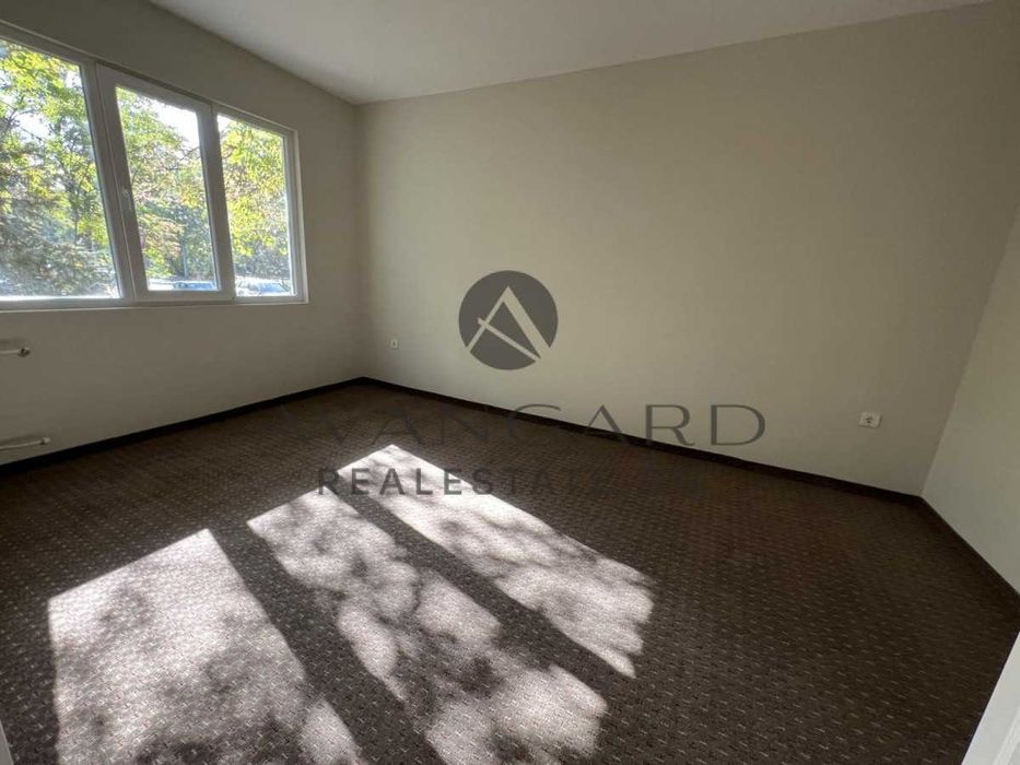 Продава се Тристаен апартамент в Пловдив, Център - 86 кв.м за 1512 €/кв.м - Снимка #6