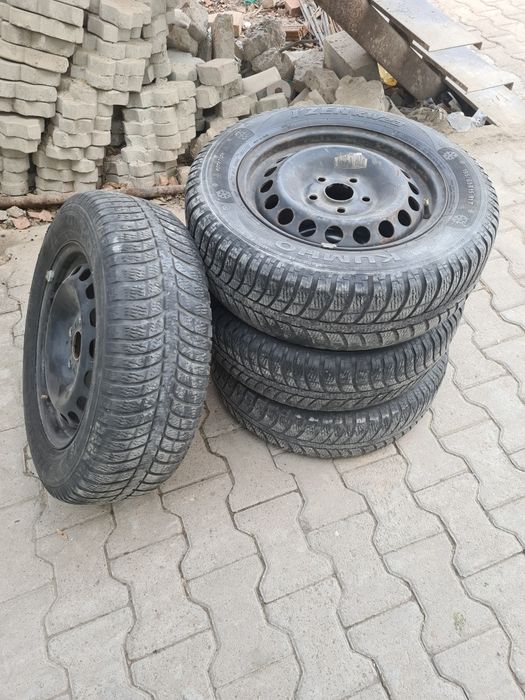 Продам шины зимние