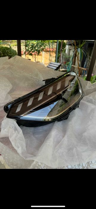 Audi left front light