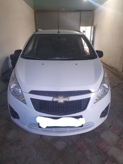Chevrolet Spark sotiladi