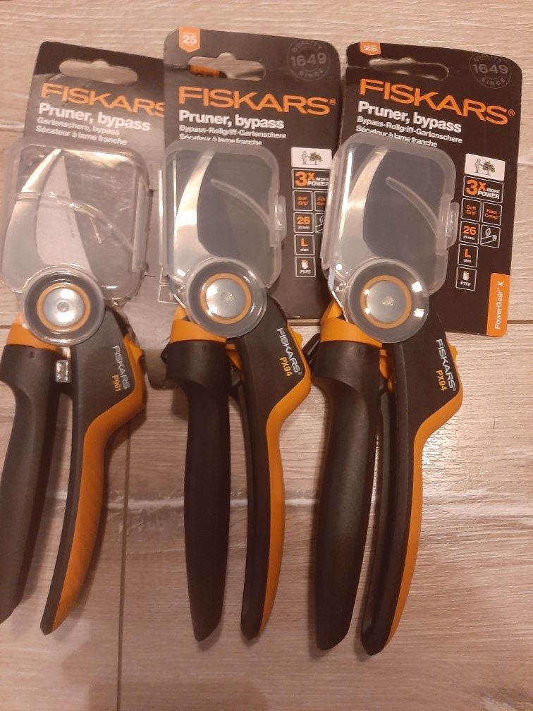 Foarfeca fiskars p961