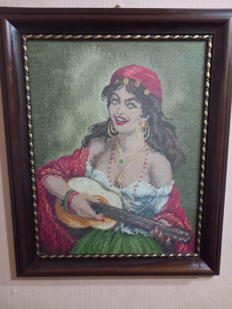 Гоблен Циганка с китара