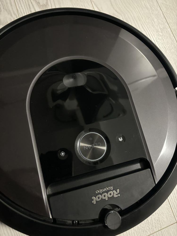 Aspirator robot Roomba iRobot i7
