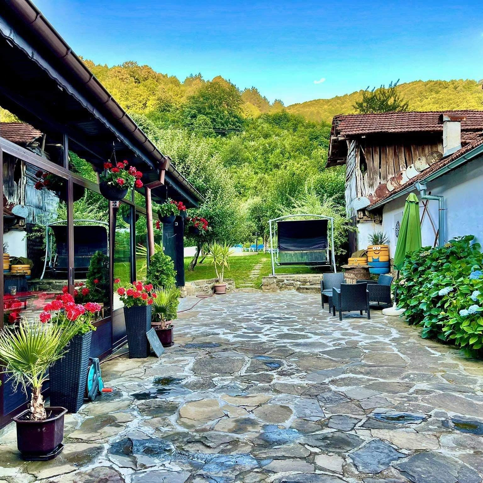 Къща за гости в Троянския Балкан