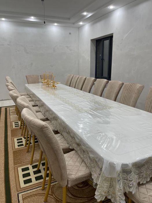 Продается новые стулья