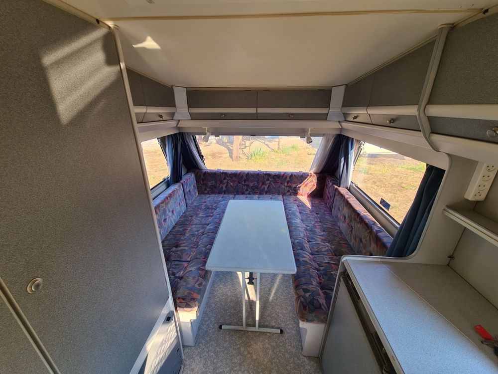 Продава се каравана BEYERLAND Vitesse 400-2