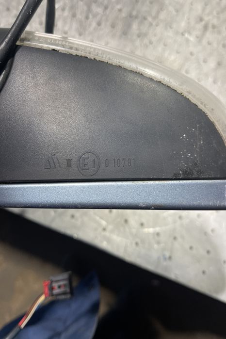 Oglinda stanga electrica E1010781 E1010781 E1010781 Volkswagen VW Pas