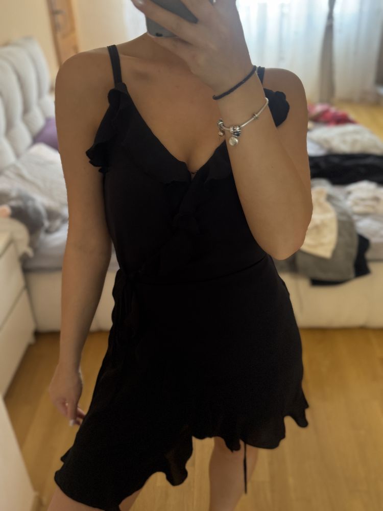 Рокля H&M, LBD -xc/c размер-15лв.