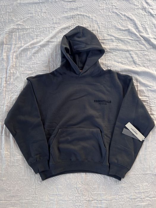 Екип Essentials Black