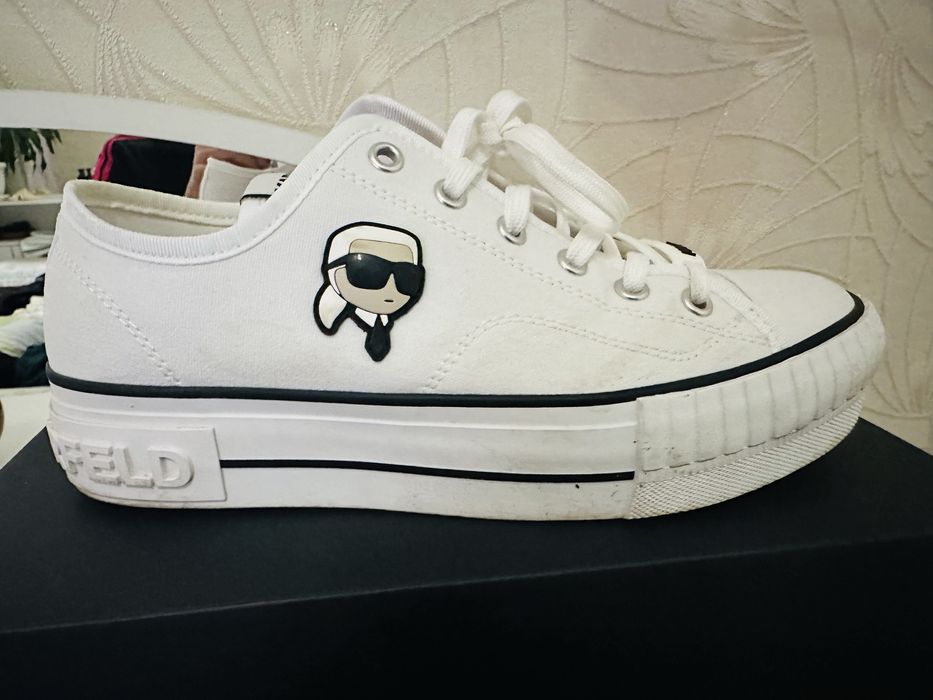 Кецове Lagrrfeld