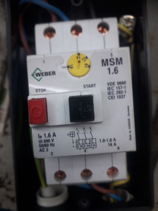 Întrerupator si plăci Ariston