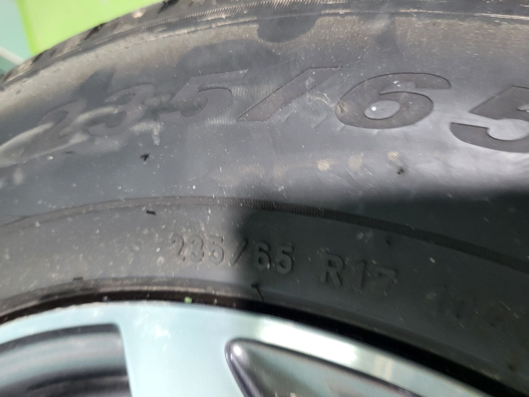 4 бр 235/65/17 Pirelli зимни гуми