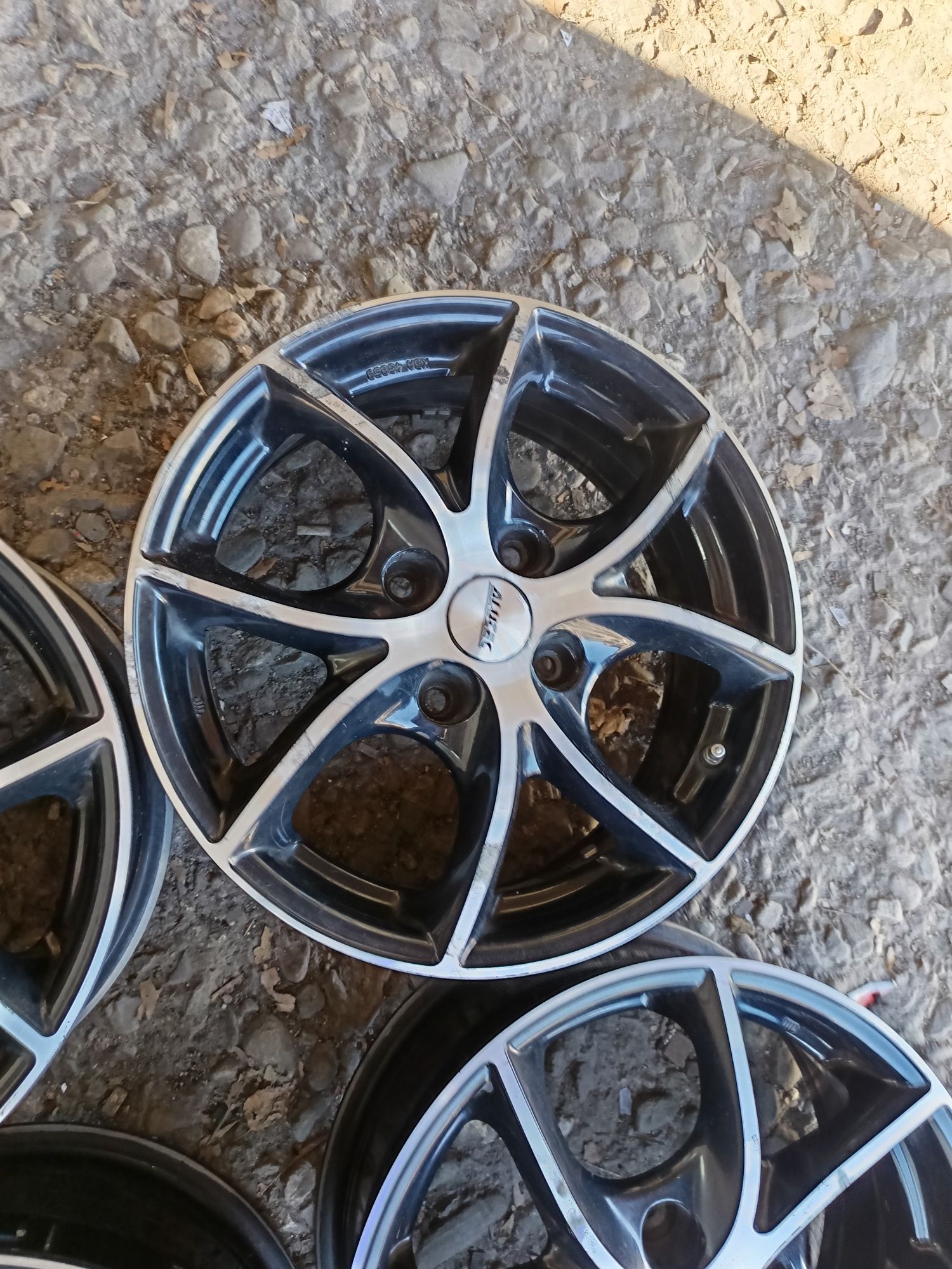 16ц.Лети джанти 4х114.3 за Mitsubishi