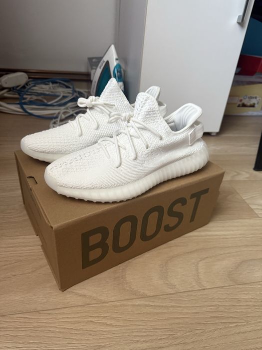 Adidas Yeezy Boost Triple White 39-43
