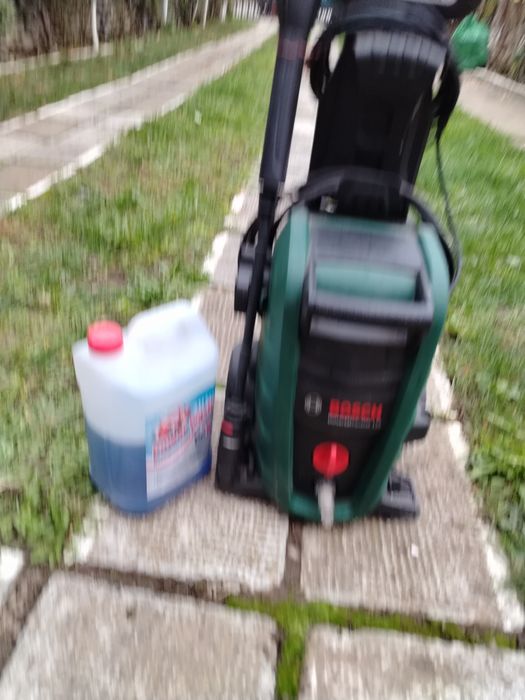 Aparat de spalat cu presiune Bosch UniversalAquatak