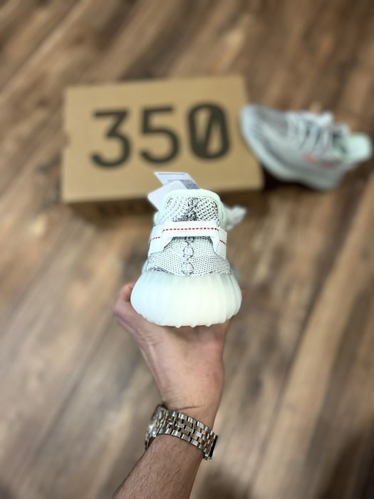 Adidas Yeezy 350