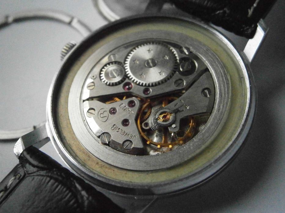 WOSTOK, кал. 2209 /без дата/; 18 jewels, USSR