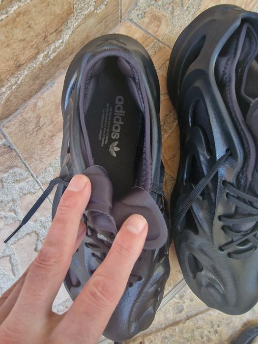 Adidasi adidas adifom q