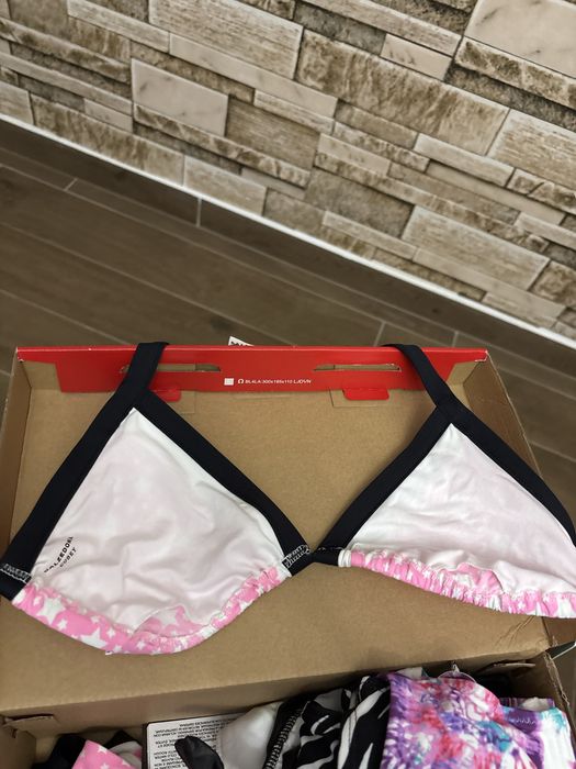 Vand sutien, model triunghi, nou, marime s, marime m