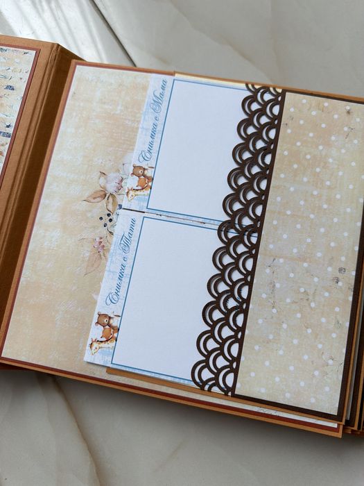 Бебешки албум дневник(с името Александър на корицата)