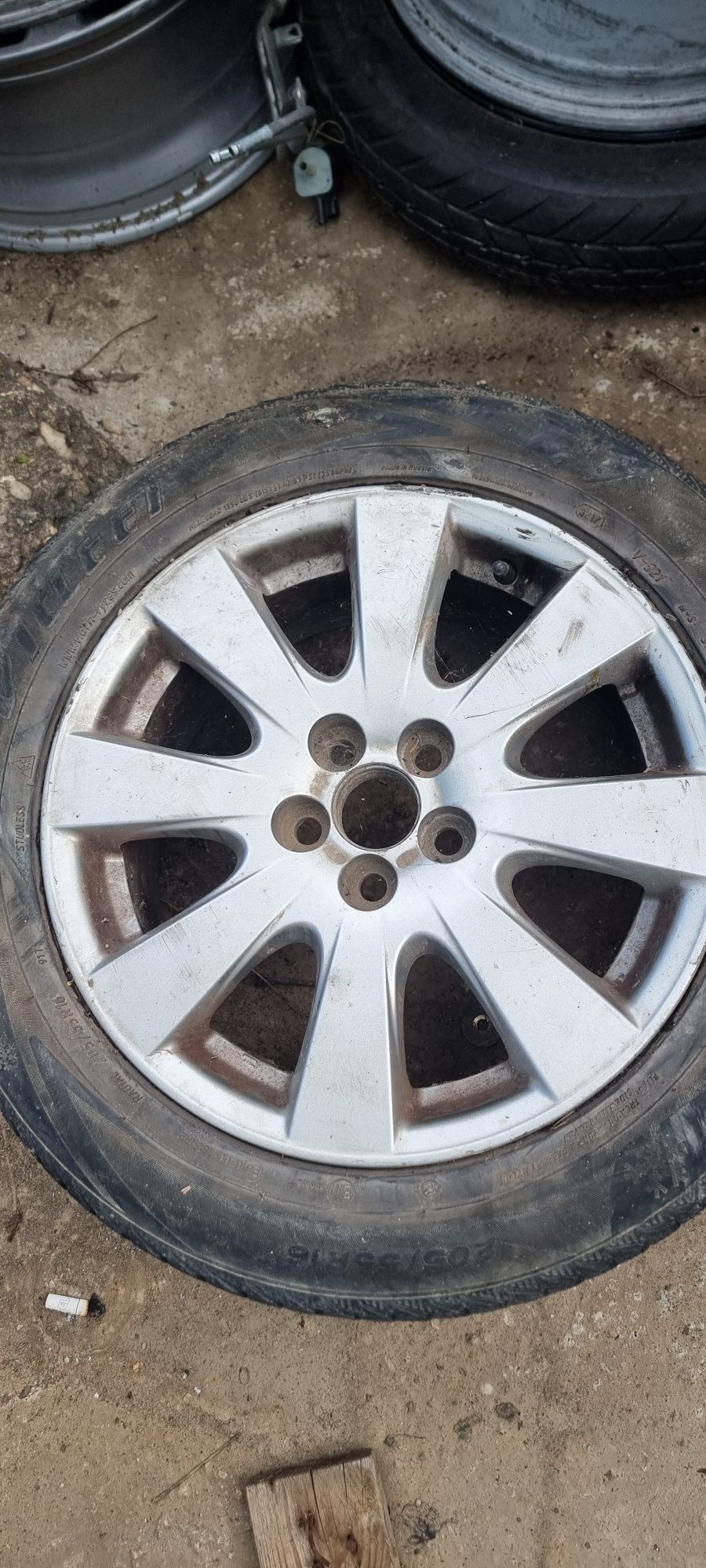 Jante aliaj pe 16 toyota avensis