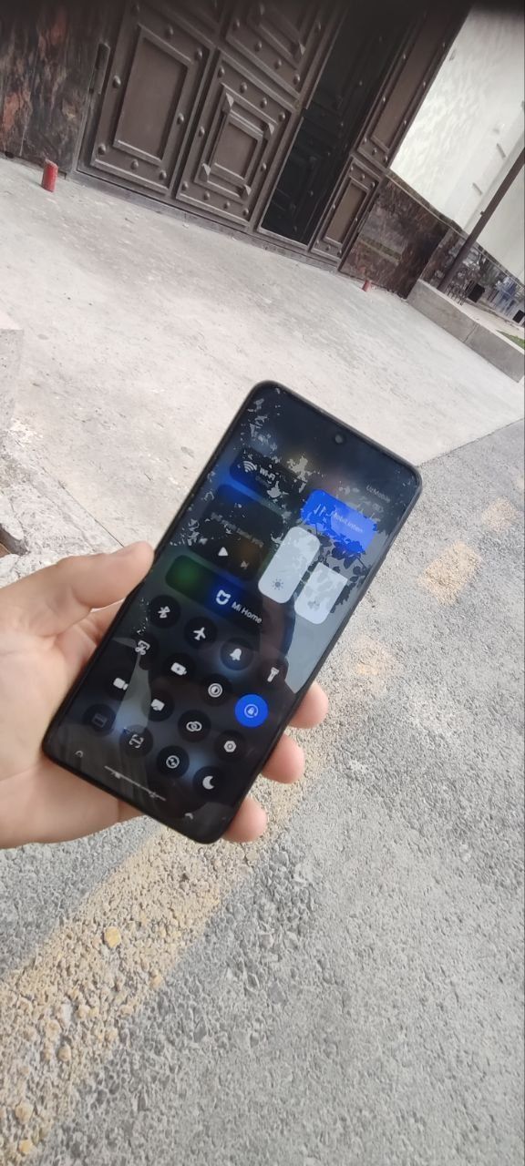 Redmi note 12 pro juda srochni