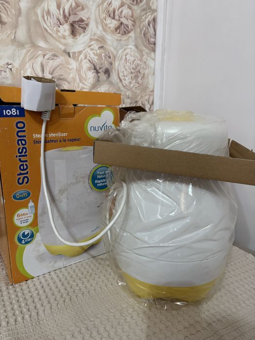 Sterilizator cu aburi pentru 6 biberoane