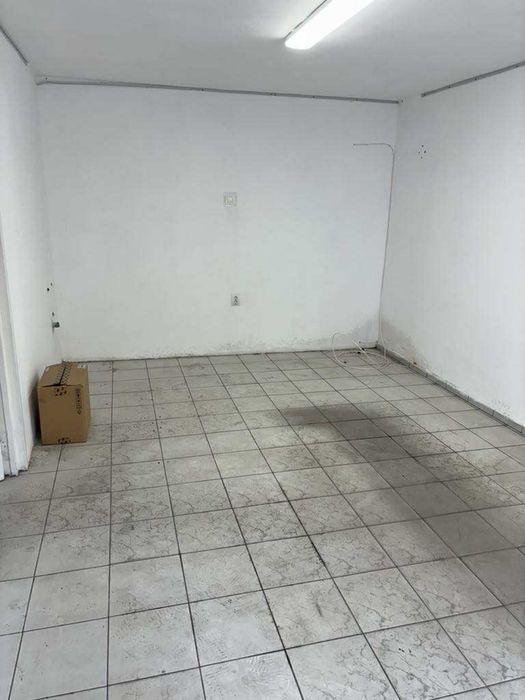 Spatiu comercial, 40 mp, intrare din strada, strada Pomilor, Reghin