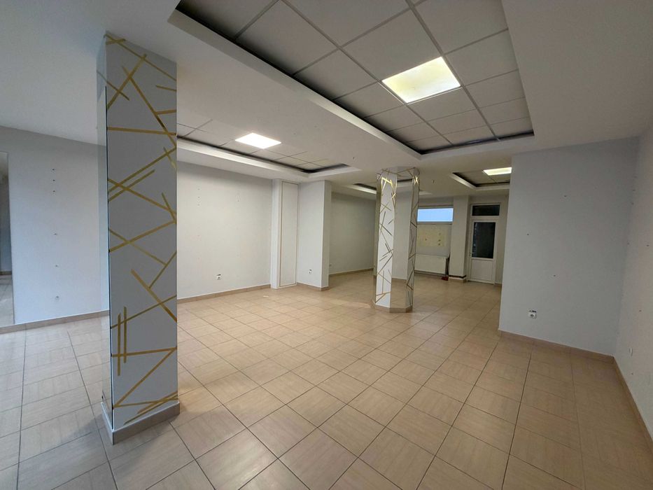 Spațiu Comercial de Închiriat - 100mp - Strada Zorilor, Vișeu de Sus