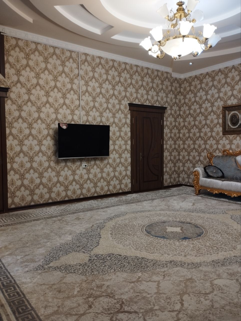Чирчик Троицк, продам дом 6 сотых.