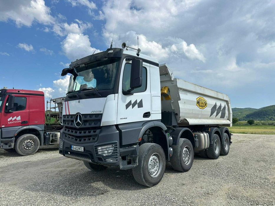 Autobasculanta Mercedes-Benz Arocs 4142