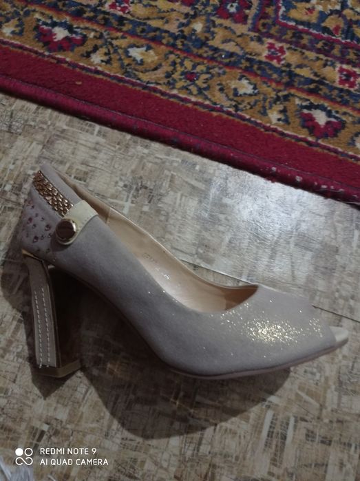 Обувь новая, туфли