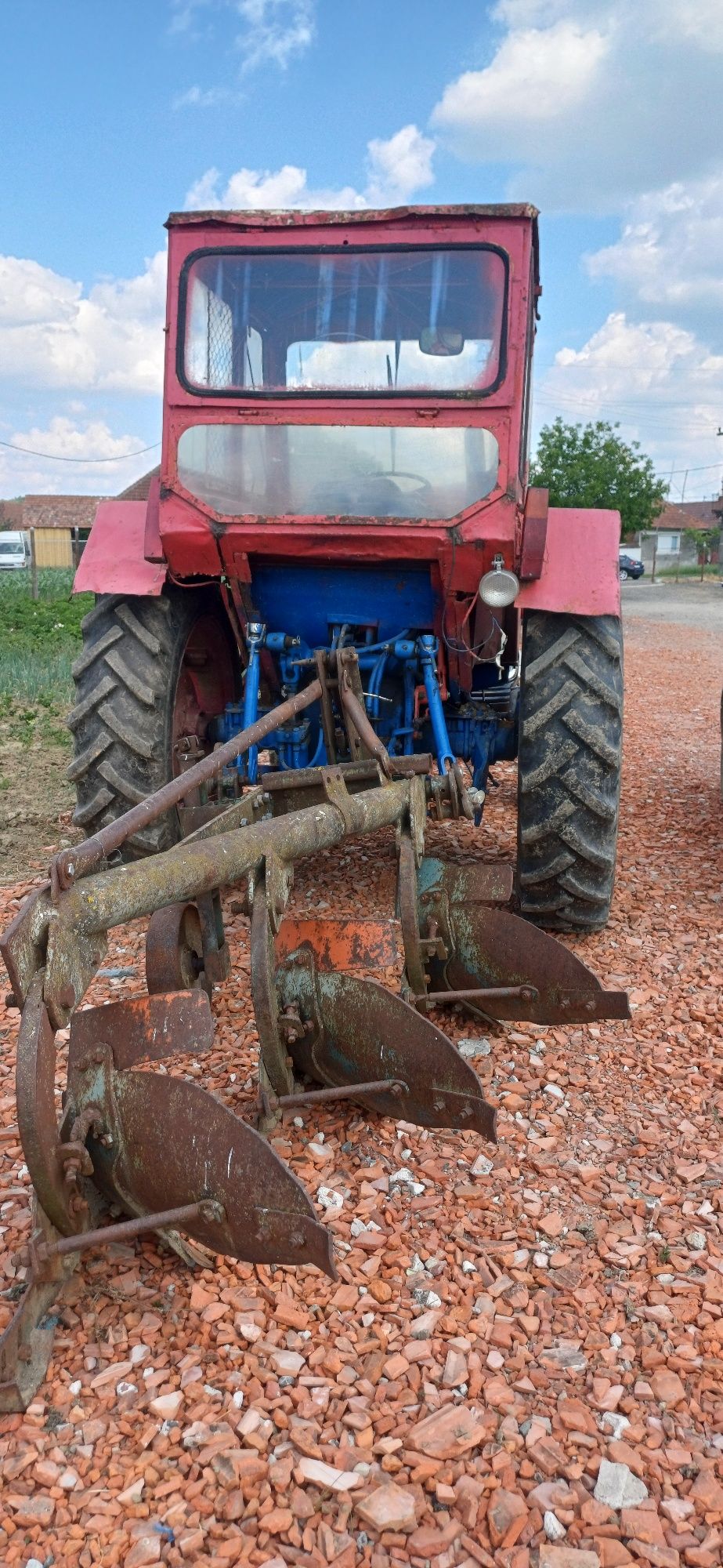 Tractor u 650+plug